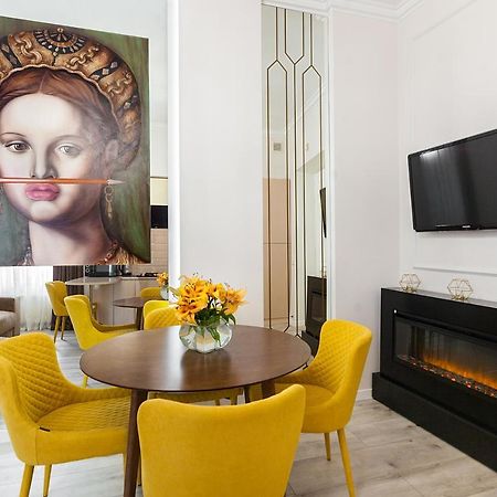 Avangard Deluxe Art Apart Apartment Lviv Luaran gambar